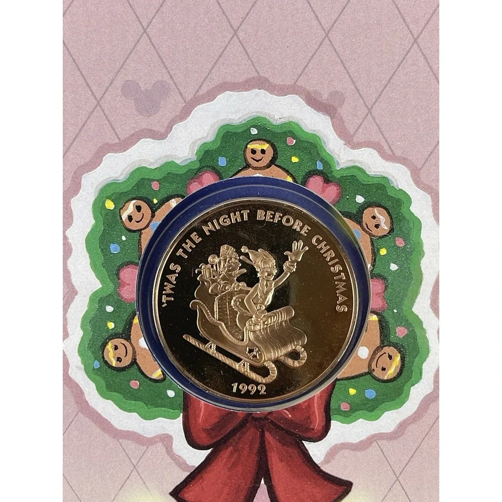 1992 Disney Twas The Night Before Christmas Mickey & Minnie Card & Medallion Set